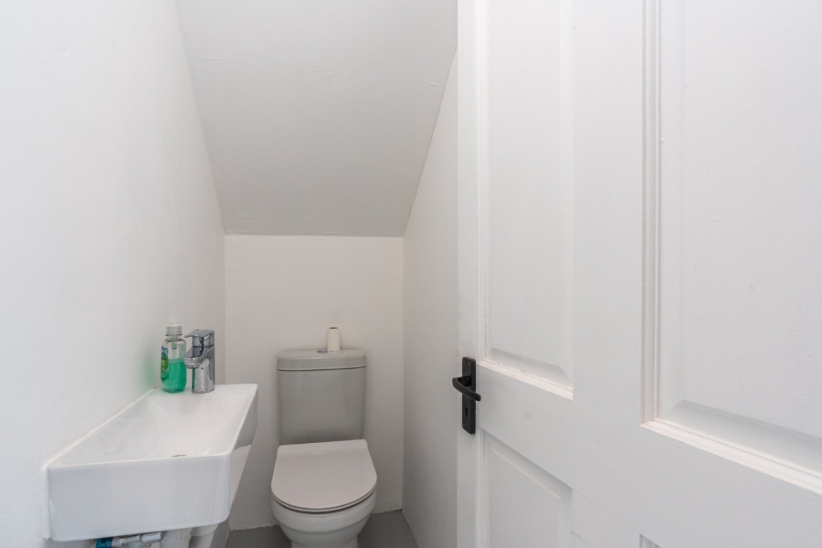 3 Bedroom Property for Sale in Gardens Western Cape